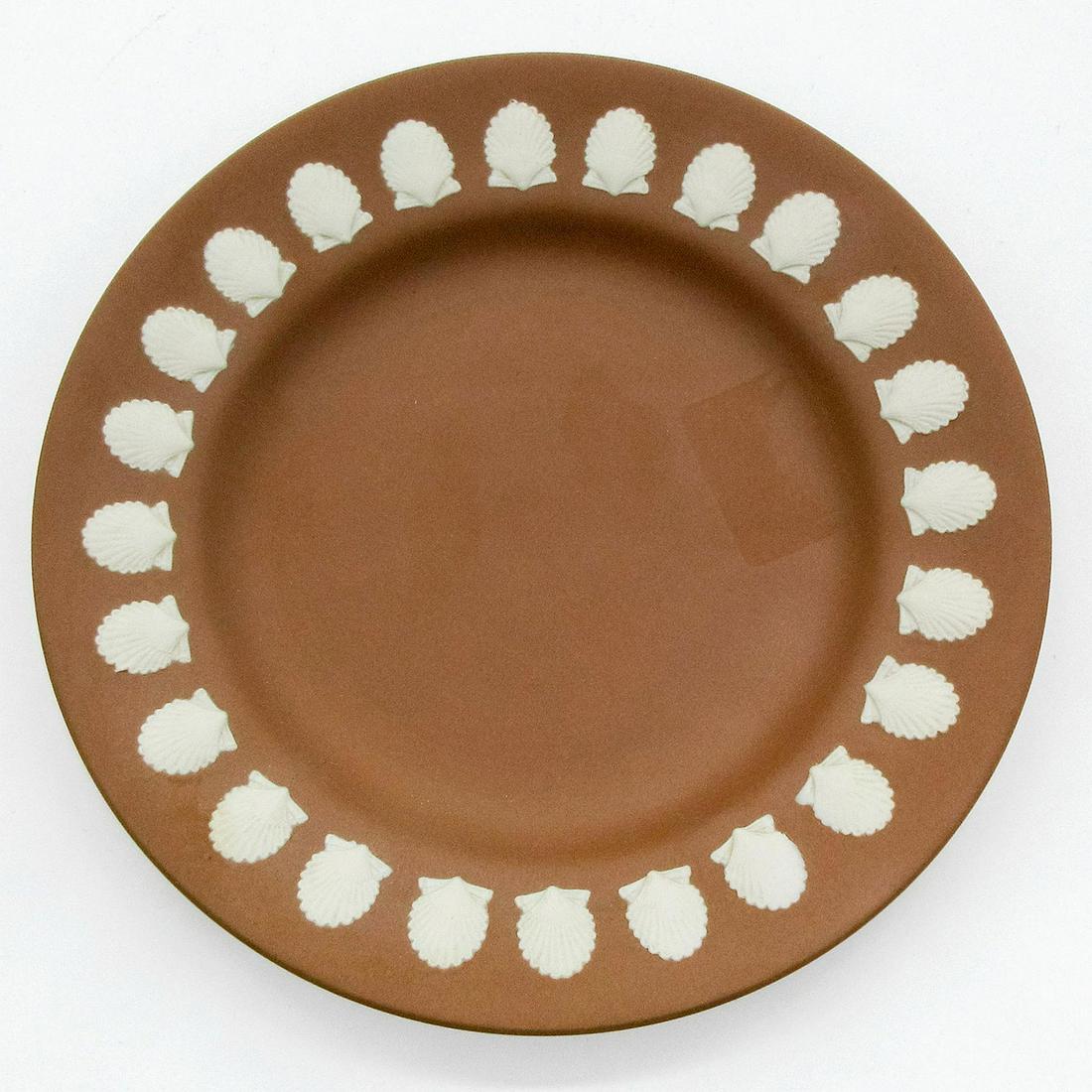 Wedgwood Taupe Jasperware, Seashell Plate (1 of 4)