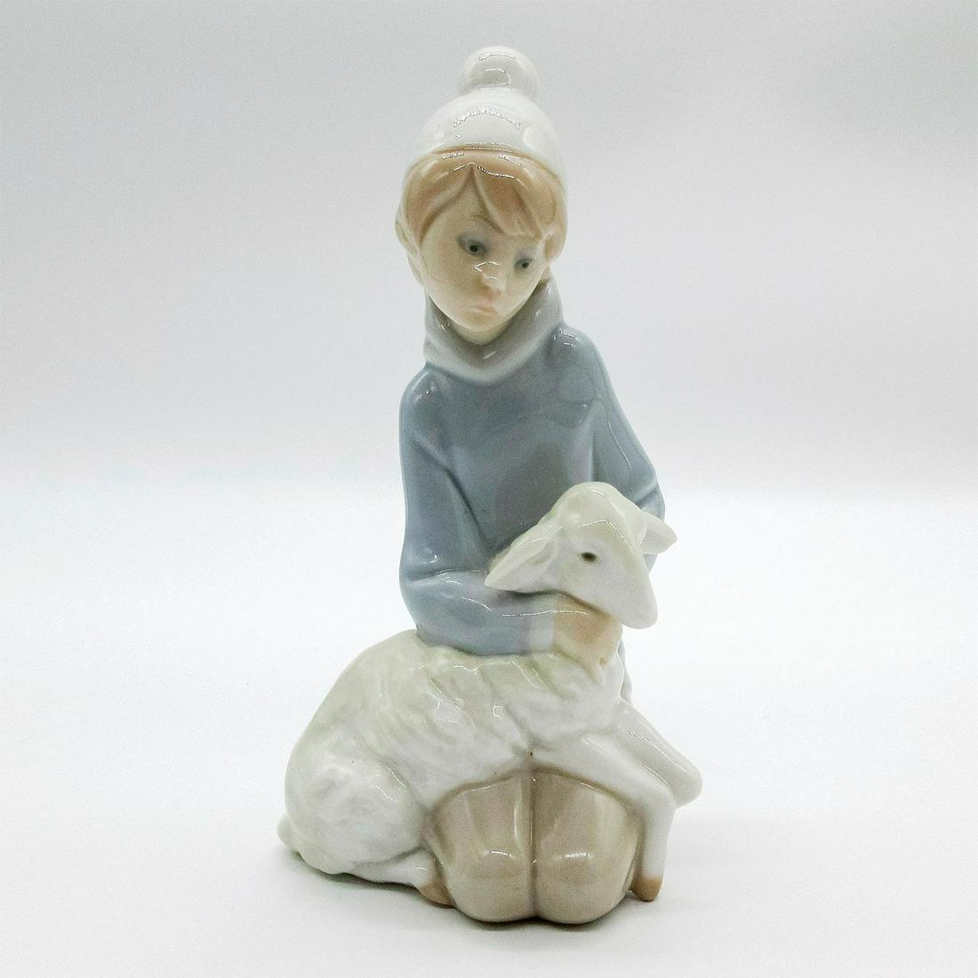 Lladro Figurine, Shepherd With Lamb 4676 (1 of 4)