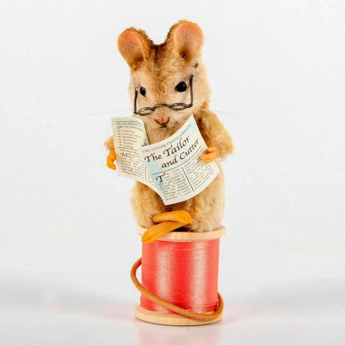 R. John Wright Doll, Beatrix Potter, The Mouse Tailor (1 of 6)