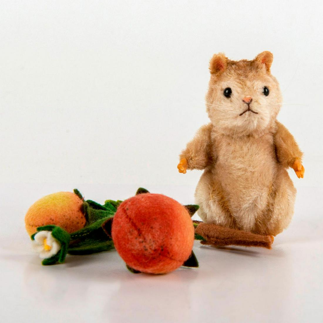 R. John Wright Doll, Beatrix Potter, Timmy Willie: Mohair mouse with jointed head and arms. Includes felt strawberries. The exclusive edition was available only to Collector Club Members during the 2003-04 Club year. Limited edition number 399. Origin