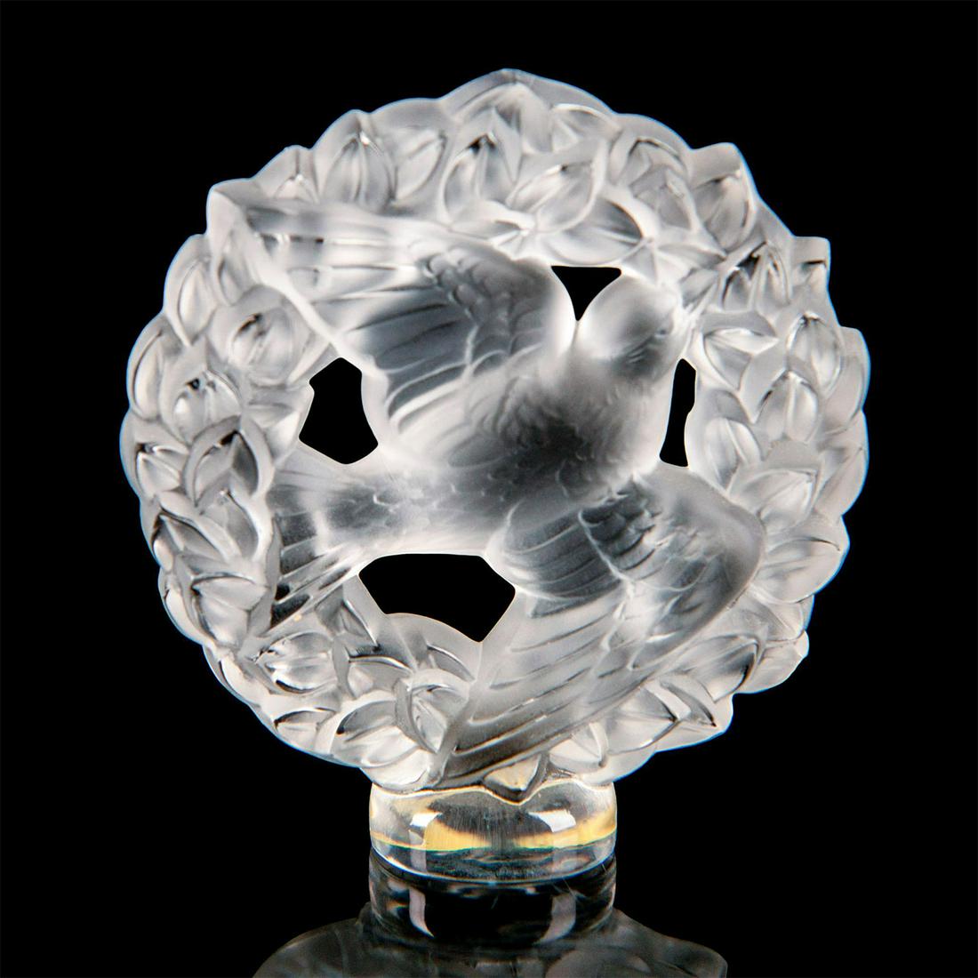 Lalique Frosted Crystal Figurine, Dove in Wreath 10615 (1 of 3)