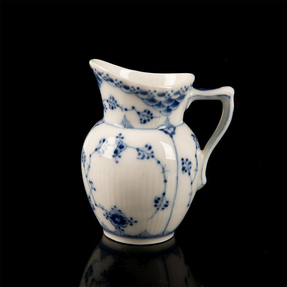 Royal Copenhagen Blue Fluted Half Lace, Creamer Jug (1 of 3)
