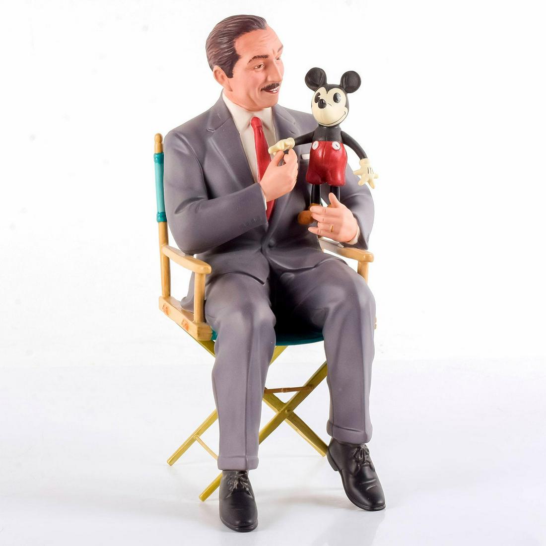 Disney Classics Figurines, It All Started By A Mouse (1 of 4)