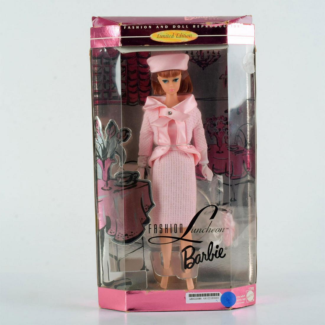 Mattel Fashion Luncheon Barbie Reproduction 17382 (1 of 5)