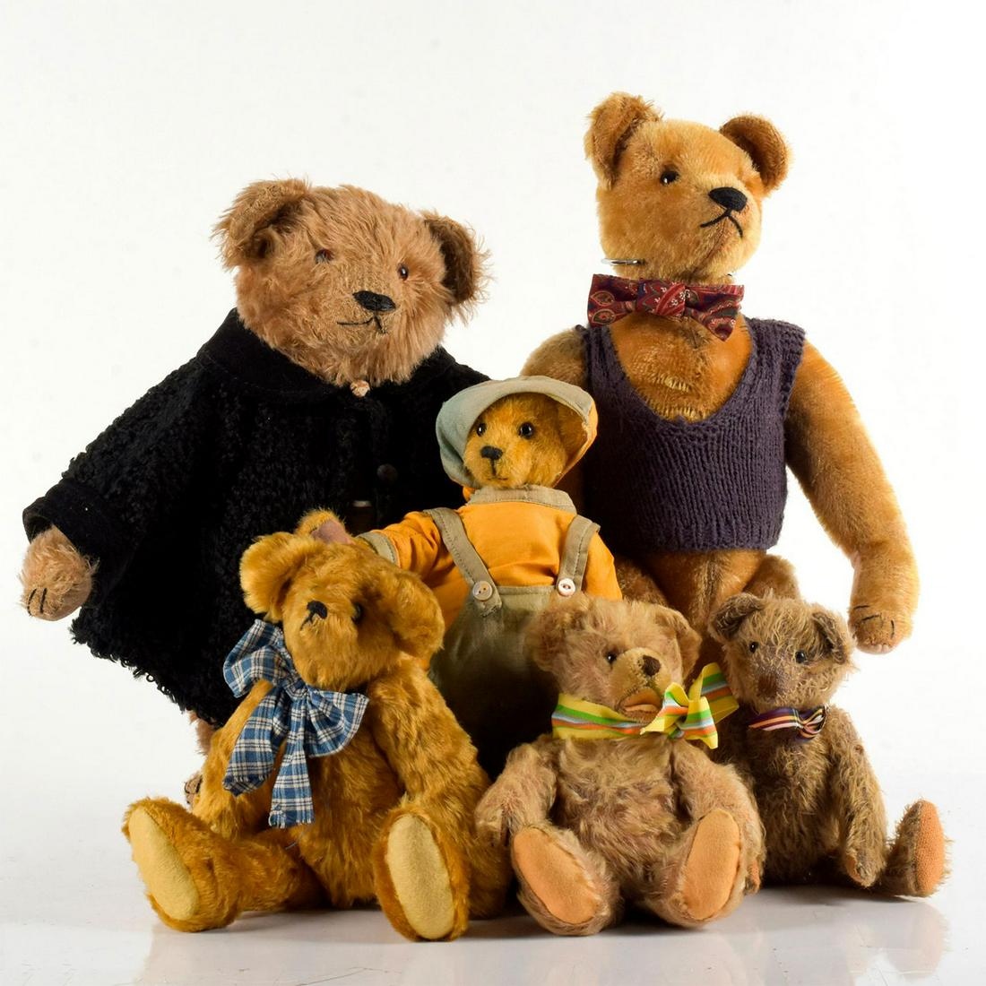 Set of 6 Vintage Mohair Teddy Bears (1 of 5)
