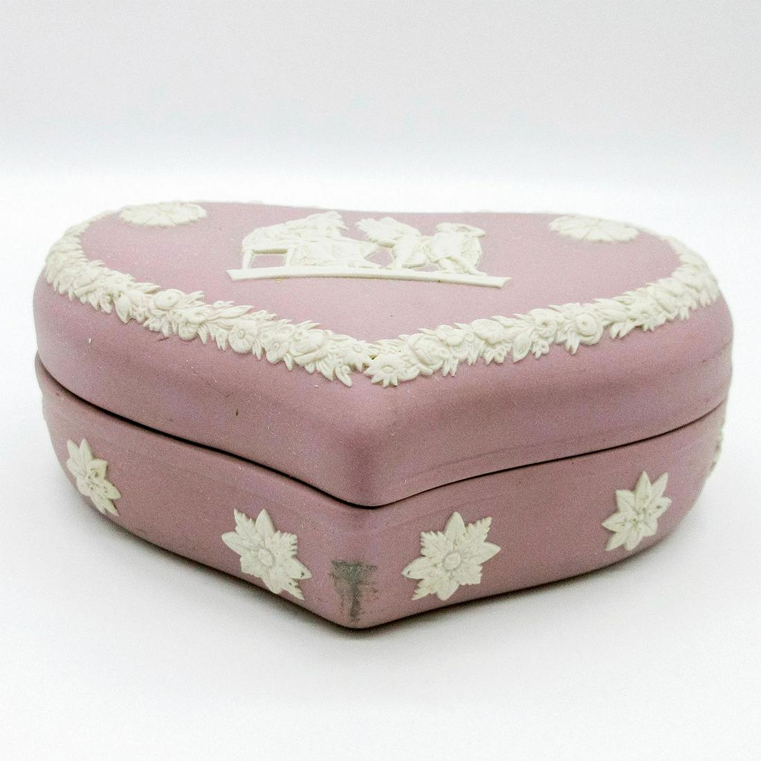 Wedgwood Lilac Jasperware Heart Shaped Box (1 of 6)