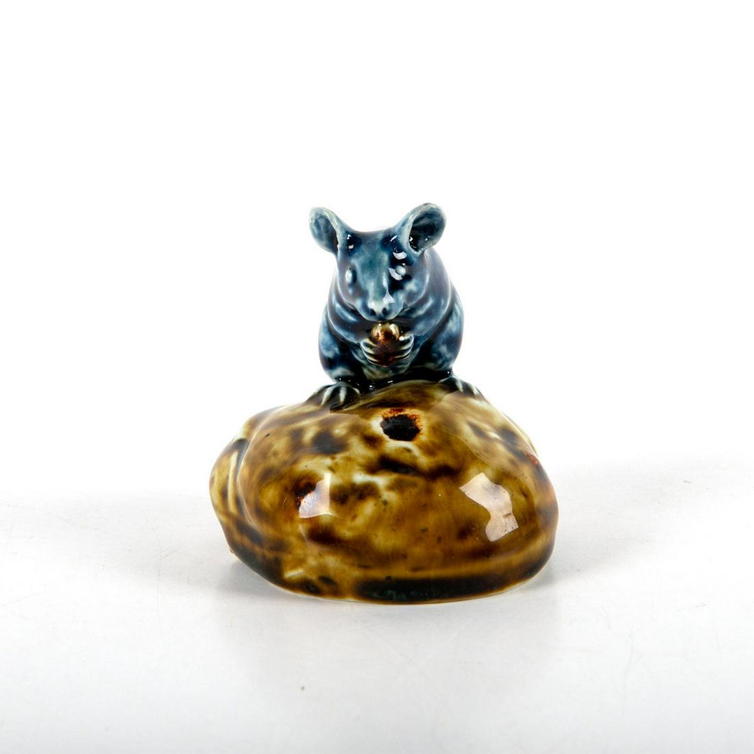 Doulton Lambeth George Tinworth Mouse Figurine, Currant (1 of 5)