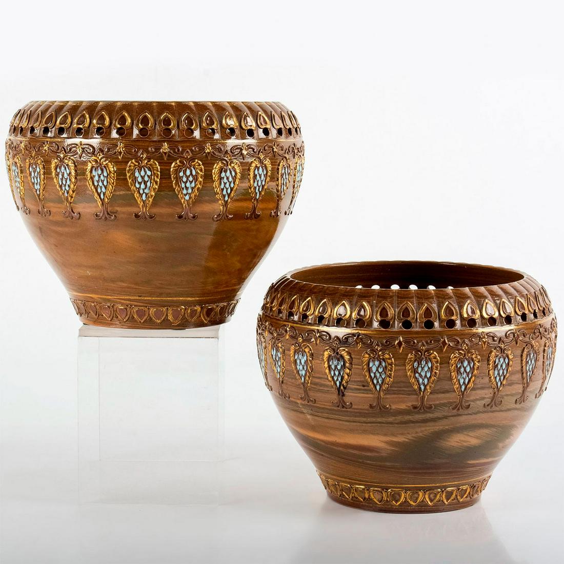 Pair of Doulton Lambeth Reticulated Agateware Ceramic (1 of 9)