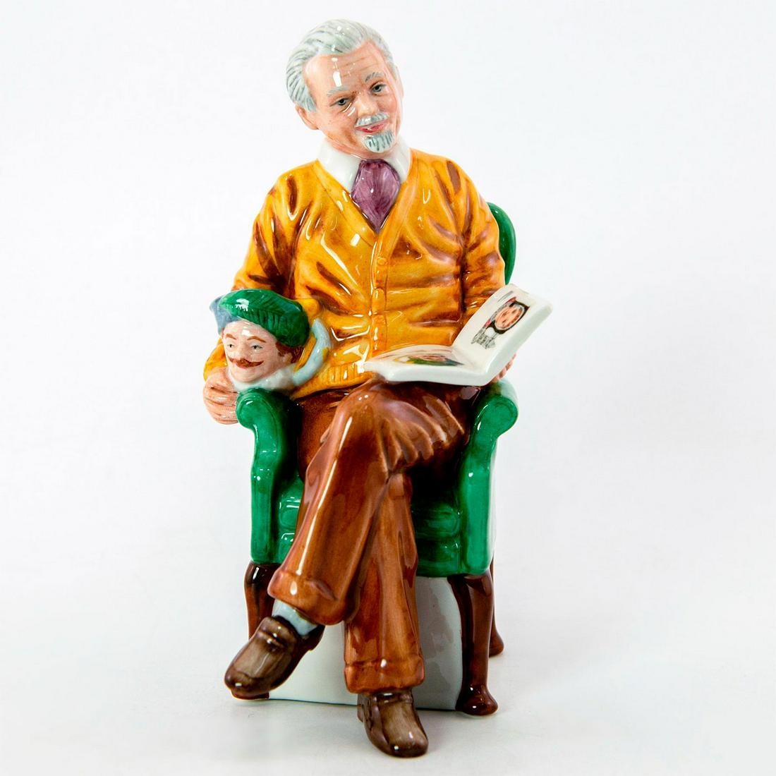 Pride and Joy HN2945 - Royal Doulton Figurine: Sold exclusively for members of the Royal Doulton International Collectors' Club. Royal Doulton backstamp. Good condition. Total weight: 16.3 oz. Artist: Robert Tabbenor Issued: 1984 Dimensions: 7"H M