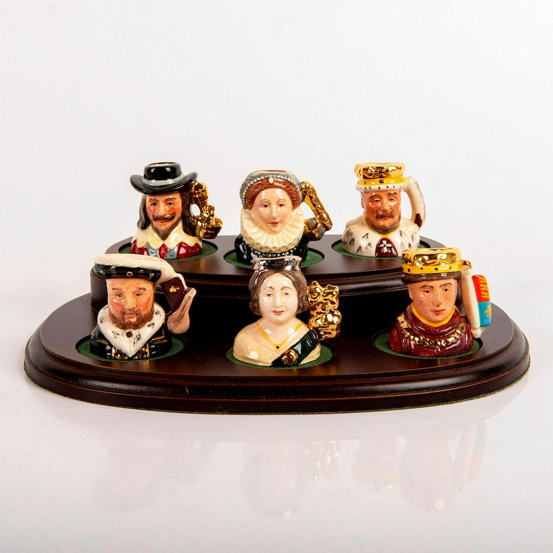 Royal Doulton Kings and Queens of the Realm Jugs Set (1 of 4)