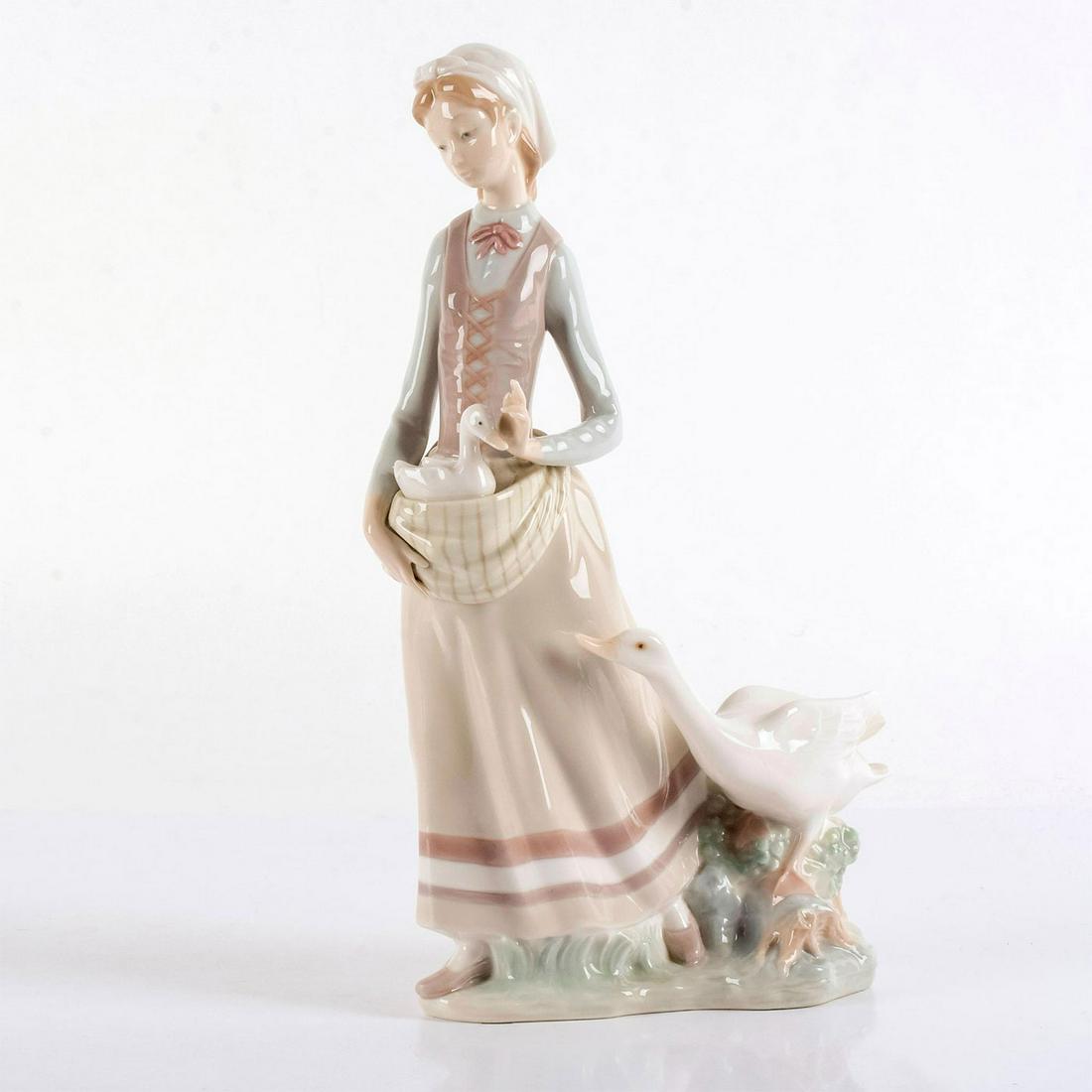 Girl with Goose 1004815 - Lladro Porcelain Figurine (1 of 4)