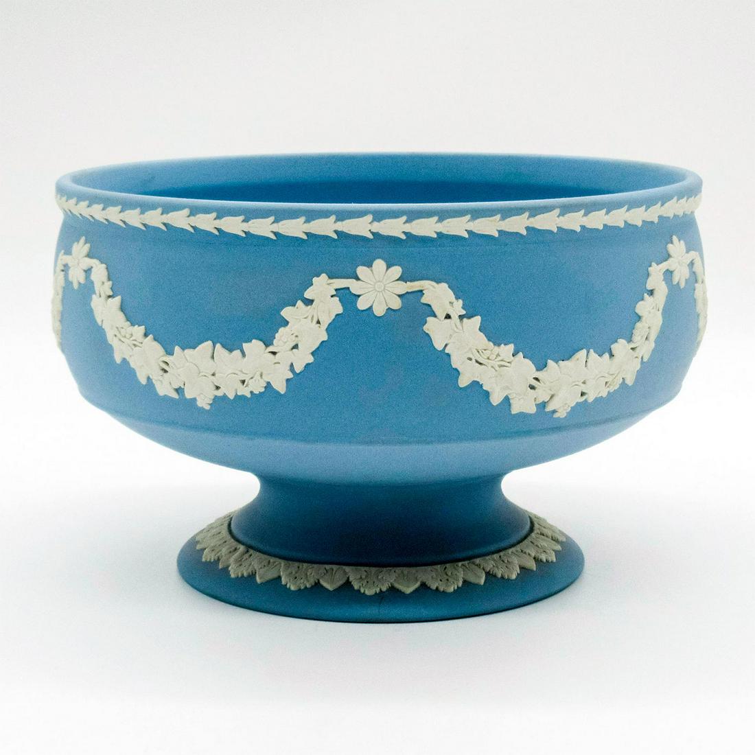 Wedgwood Pale Blue Jasperware Imperial Bowl: Footed base; cream colored floral patterns in relief. Wedgwood impressed backstamp. Good condition. #wedgwood #jasperware #imperial #bowl Issued: c. 1998 Dimensions: 3.75"H x 6" dia Manufacturer: Wedg