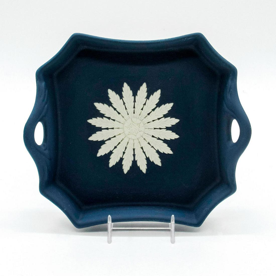 Wedgwood Portland Blue Jasperware Athens Tray: Double handled; cream color centerpiece decoration in relief. Wedgwood impressed backstamp. Good condition. #wedgwood #jasperware #portlandblue #athens #tray Issued: 20th c. Dimensions: 4.75"W x 1"H M