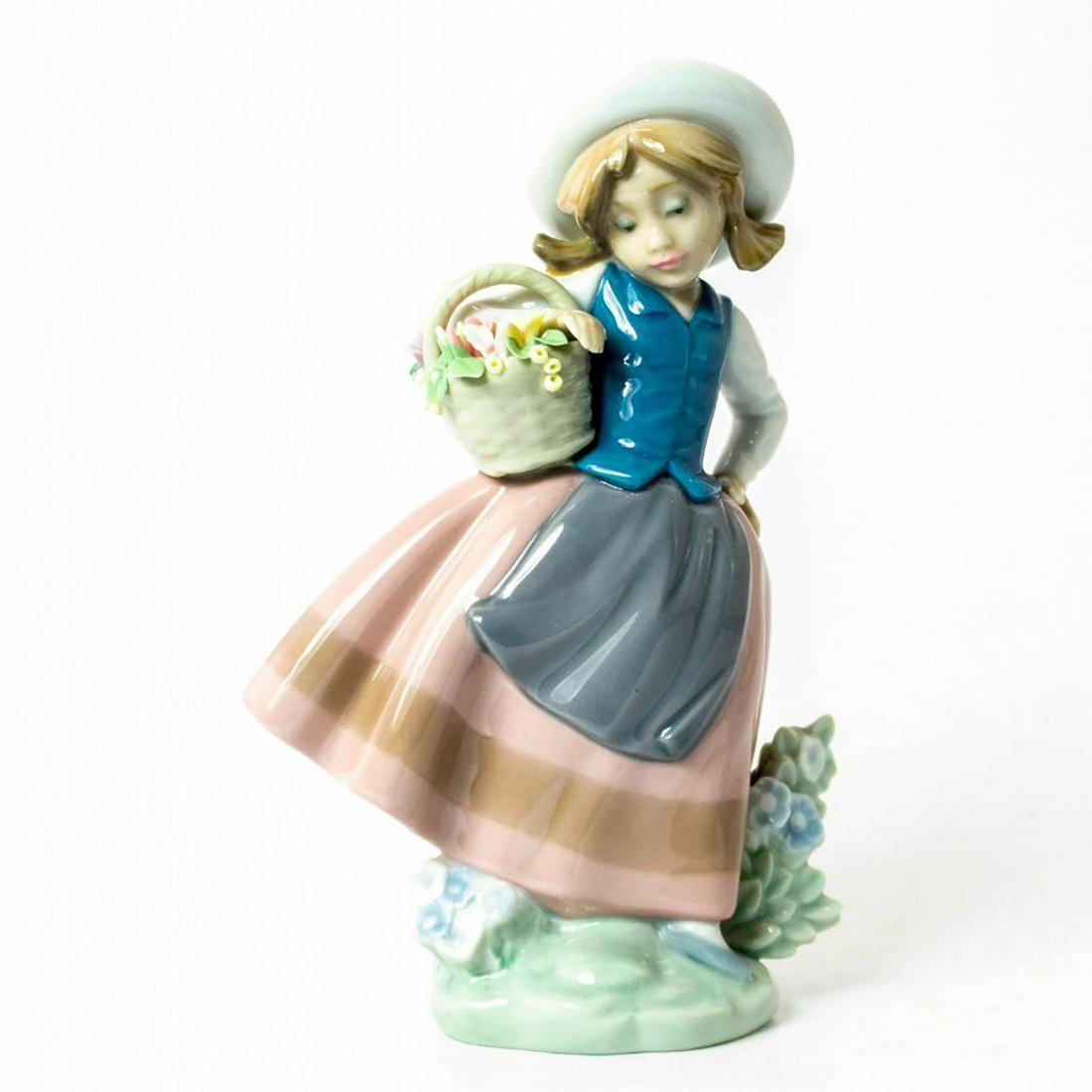 Sweet Scent 01005221 - Lladro Porcelain Figurine (1 of 4)