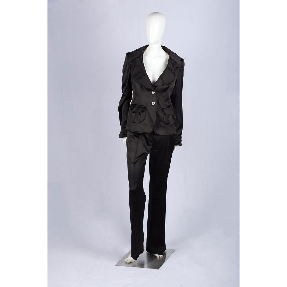 Escada Black Mixed Fabric Blazer And Trousers (1 of 3)
