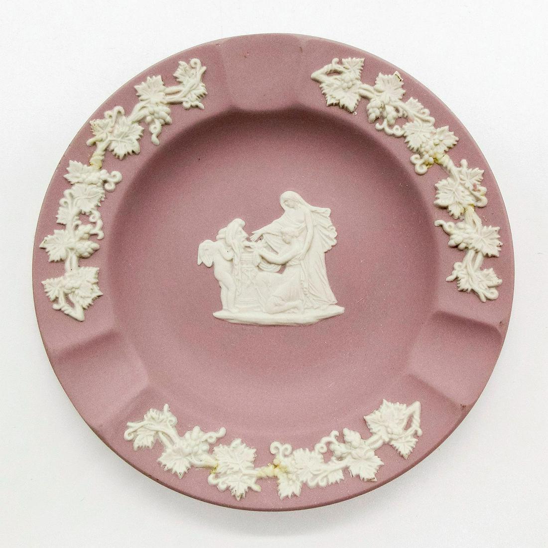 Wedgwood Lilac Jasperware, Round Ashtray (1 of 5)