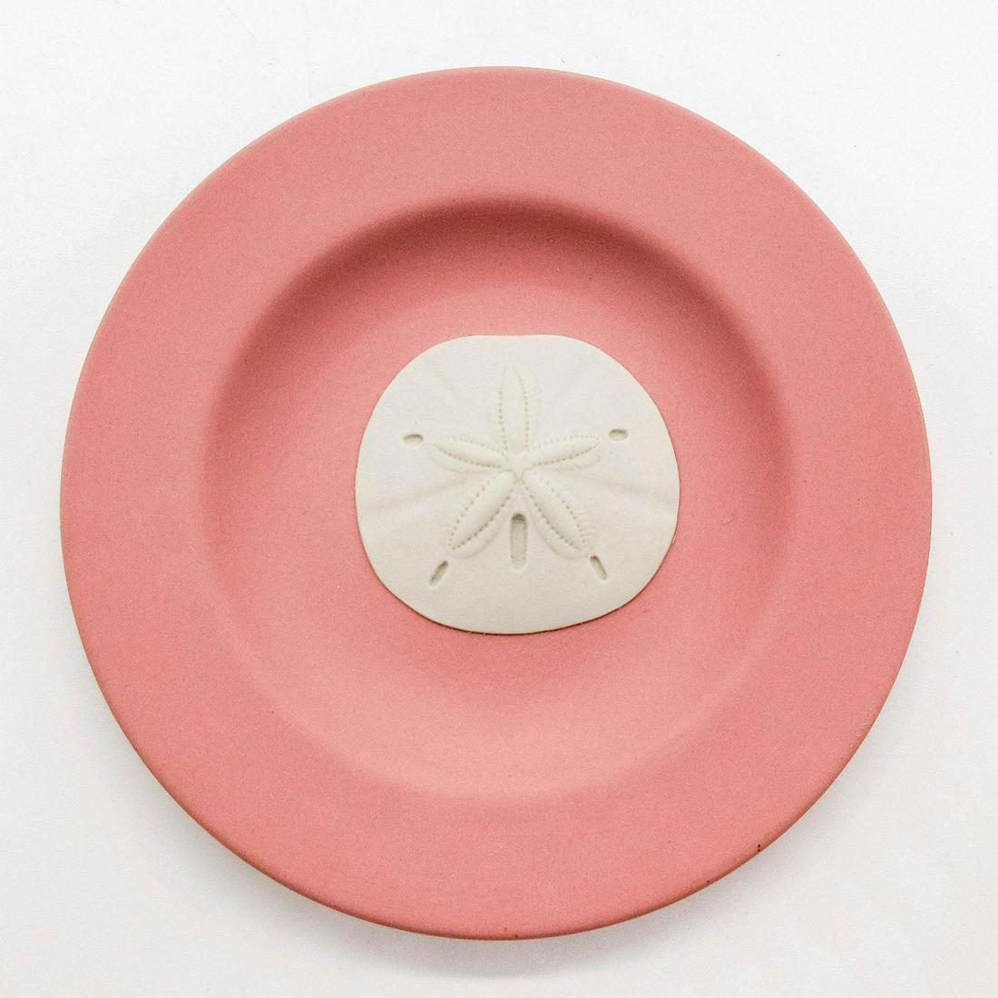Wedgwood Pink Jasperware, Sand Dollar Round Tray (1 of 4)