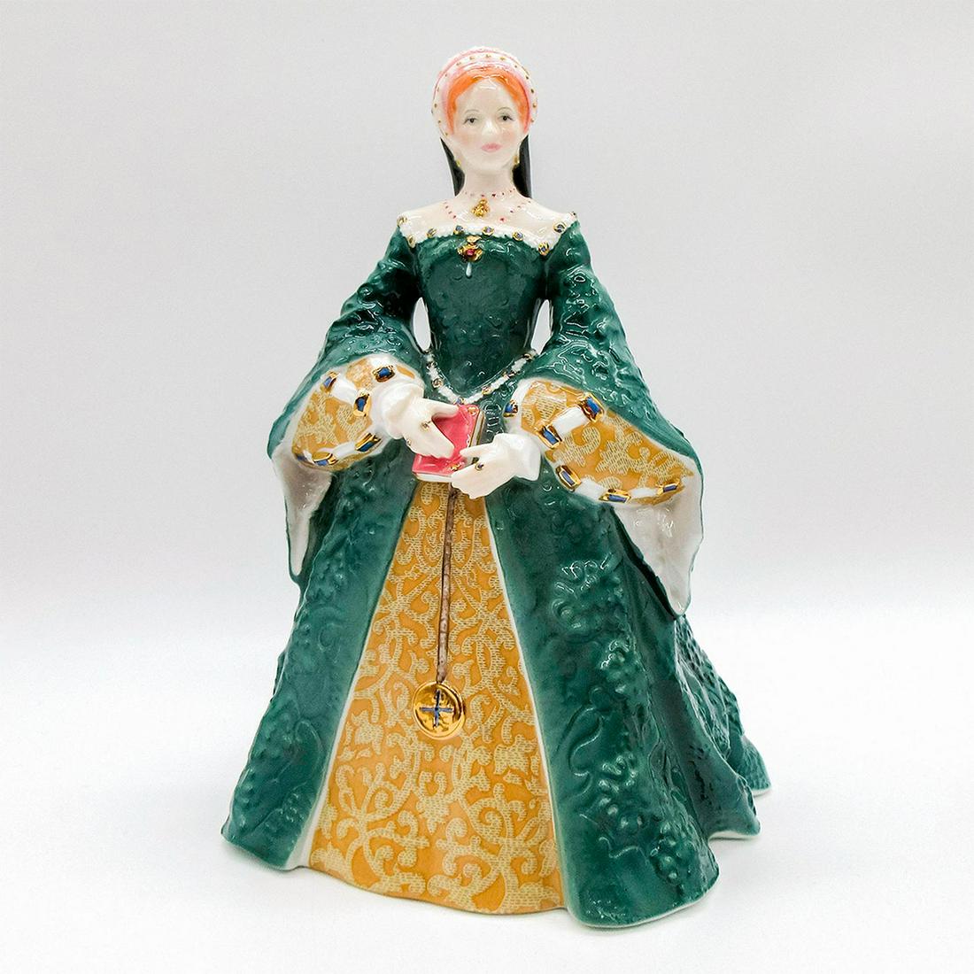Royal Worcester Figurine, Queen Mary I CW506: Bone China. Highly detailed model of Mary Tudor, in an elegant green and yellow gown with gold accents. Royal Worcester backstamp. Limited edition number 474 of 4500 pieces. #royalworcester #queenmary