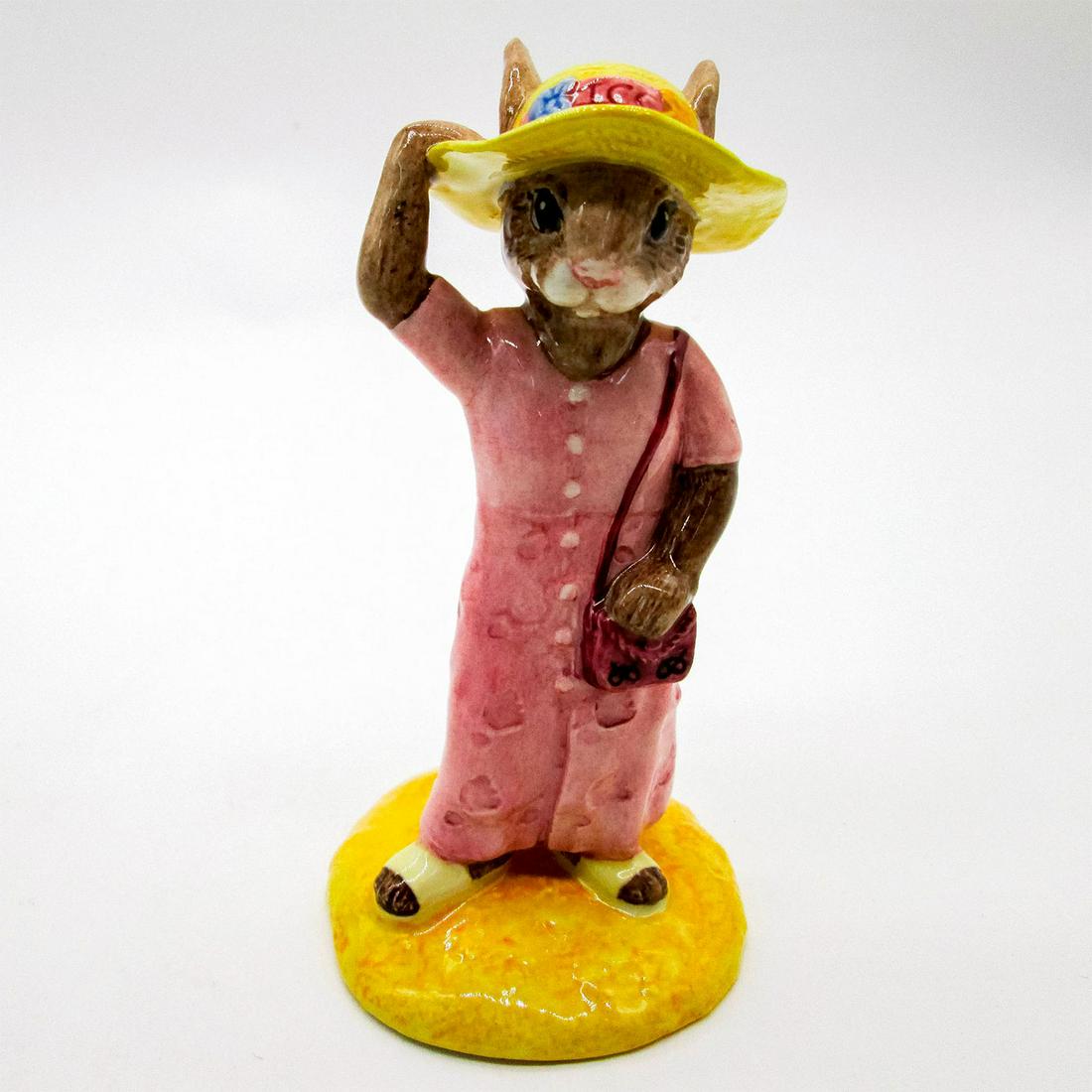 Sightseer DB215 - Royal Doulton Bunnykins (1 of 4)