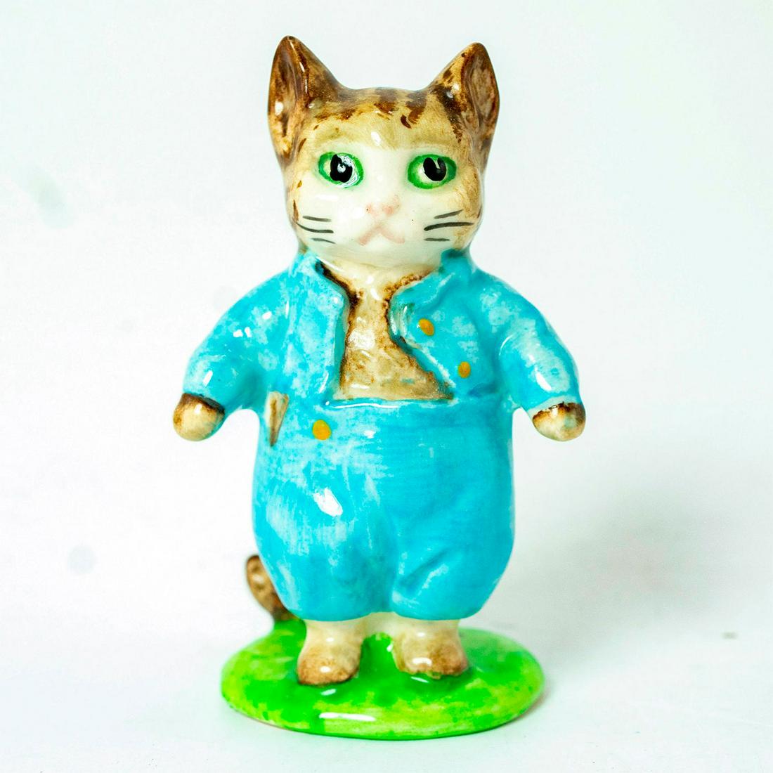Tom Kitten - Beswick Deep Blue - Beatrix Potter Figurine: Beswick Backstamp. Tabby kitten wearing deep blue jacket and trousers, dark green base. Artist: Arthur Gredington Issued: 1948 - 1980 Dimensions: 3.5''H Manufacturer: Beswick Country of Origin: Englan