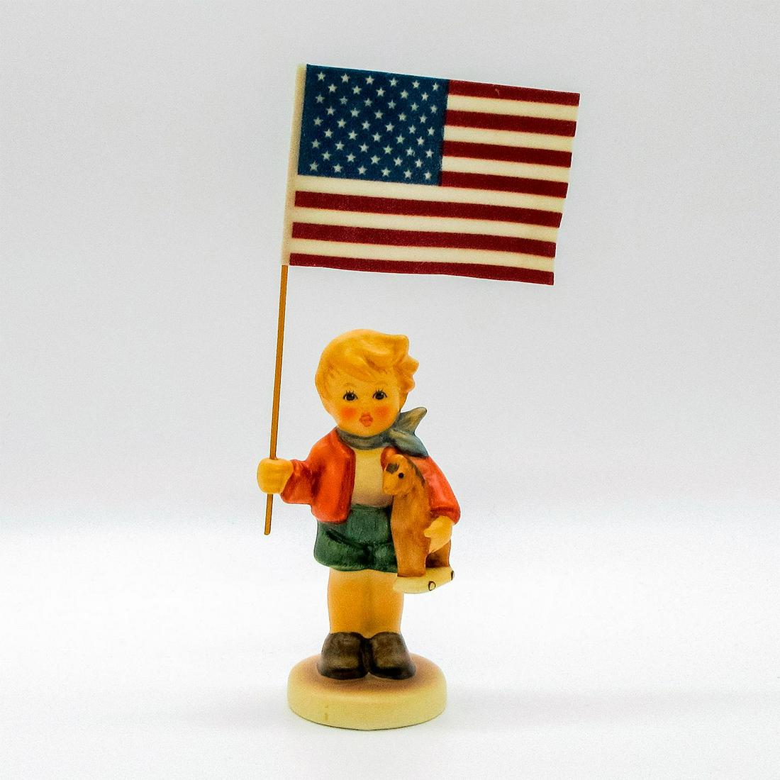 Little Flag Bearer 239/E - Goebel Hummel Figurine (1 of 3)