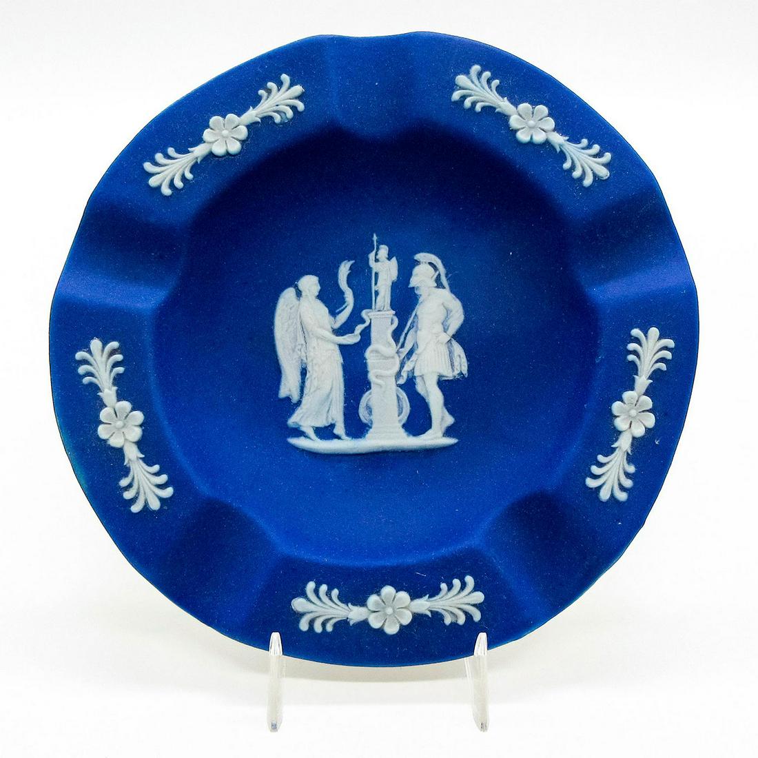 Wedgwood Blue Jasperware, Nike Round Ashtray: Nike and the Warrior design in white sprigged decoration. Wedgewood impressed on the bottom. #wedgwood Issued: 20th c. Dimensions: 0.75"H x 4.5" dia Manufacturer: Wedgwood Country of Origin: England