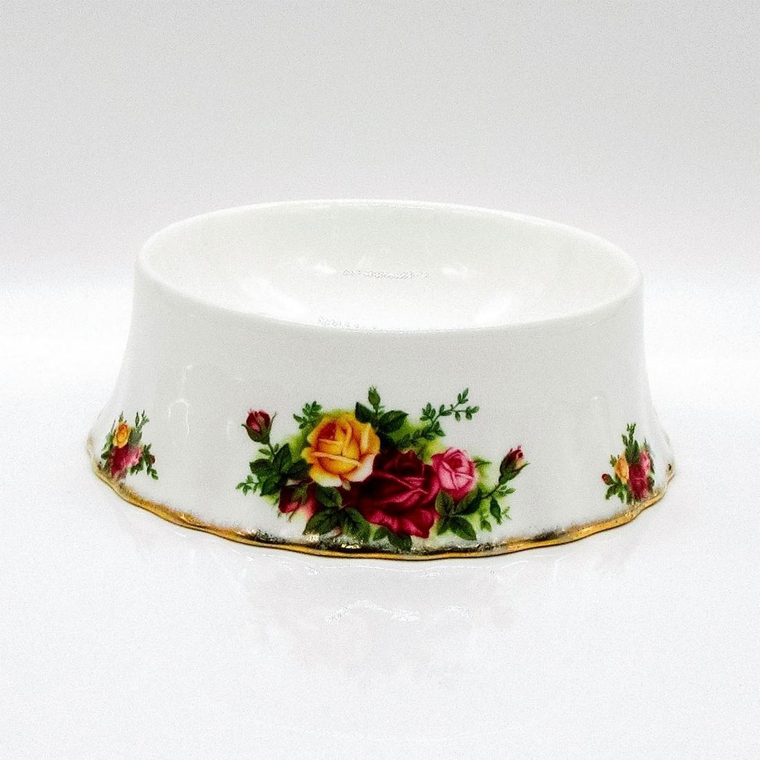 Royal Albert Pet Bowl, Old Country Roses: Bone China dog or cat bowl decorated with roses and gilt trim. Royal Albert backstamp. Fading in backstamp. #royalalbert #backstamp Issued: c. 1962 Dimensions: 2.25"H x 6.75" dia. Manufacturer: Royal