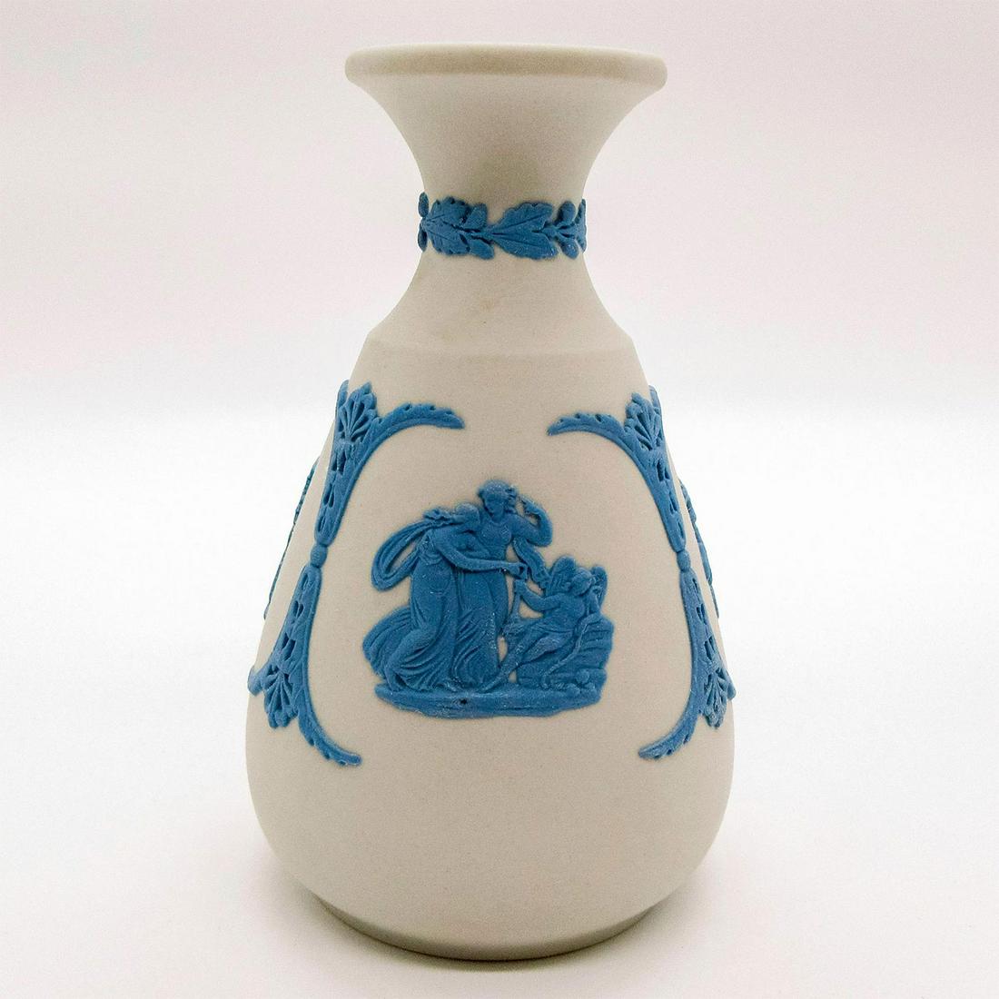 Wedgwood Cream Jasperware, Cameo Bud Vase (1 of 6)