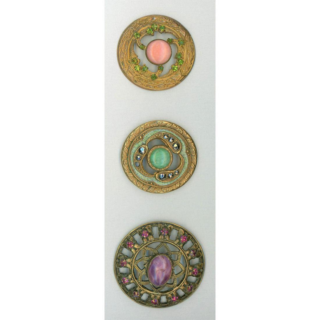 A SMALL CARD OF DIVISION ONE GLASS IN METAL BUTTONS (1 of 5)