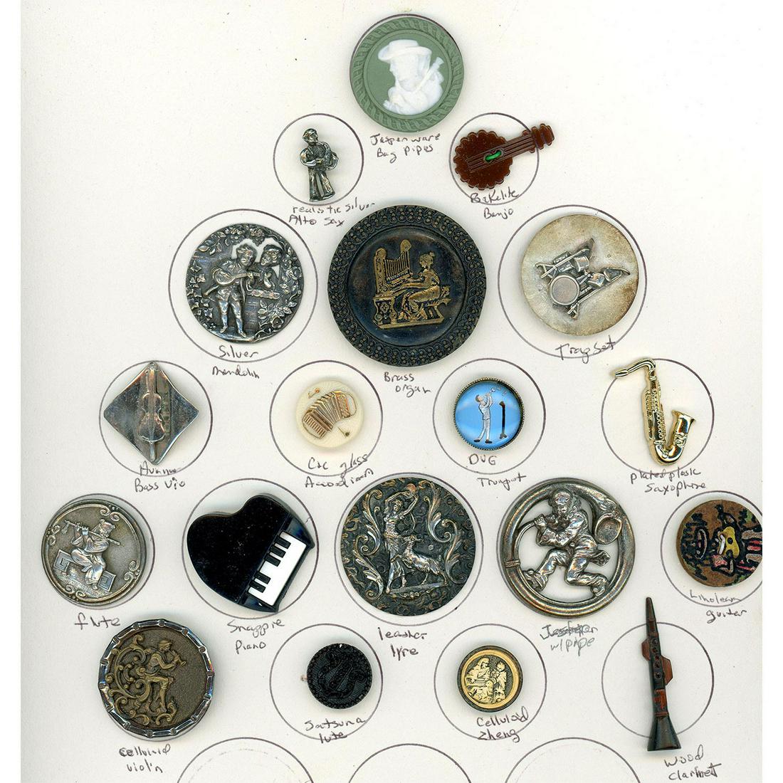 A CARD OF DIV 1 AND 3 ASSORTED MATERIAL BUTTONS (1 of 4)