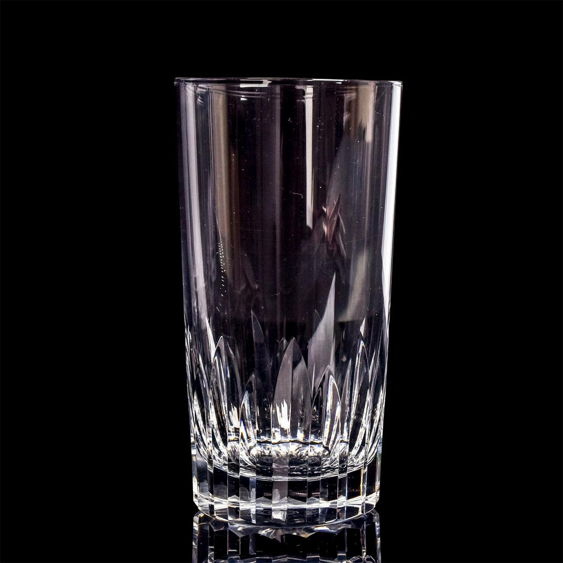 8pc Baccarat Crystal Val de Loire Pattern Highball Glasses: Elegant hand-crafted French clear crystal drinkware. Baccarat France hallmark etched on bottom. Weight - 11oz/glass. #ValdeLoire #Baccarat Issued: 20th c. Dimensions: 5.5"H Manufacturer: Baccarat Coun