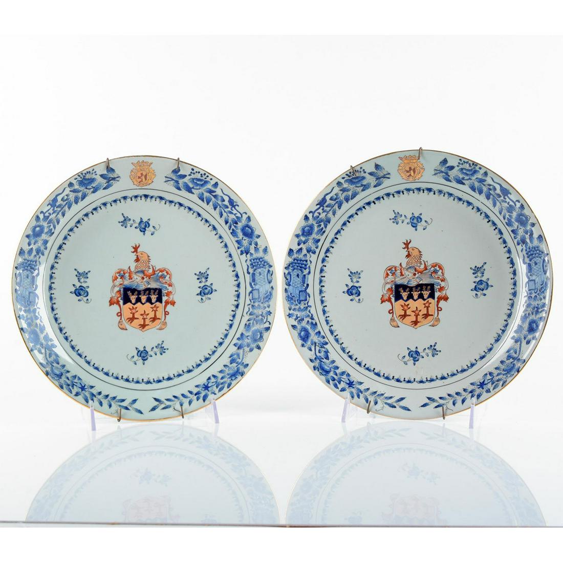 2pc Vintage Gilded Chinese Export Decorative Plates: Hand colored plate; mixture of European style deer and eagle crest and Chinese style floral designs. Chinese "Yong Sheng Tang Zhi" seal backstamp. Issued: 20th c. Dimensions: 10.25" dia. Country of Or