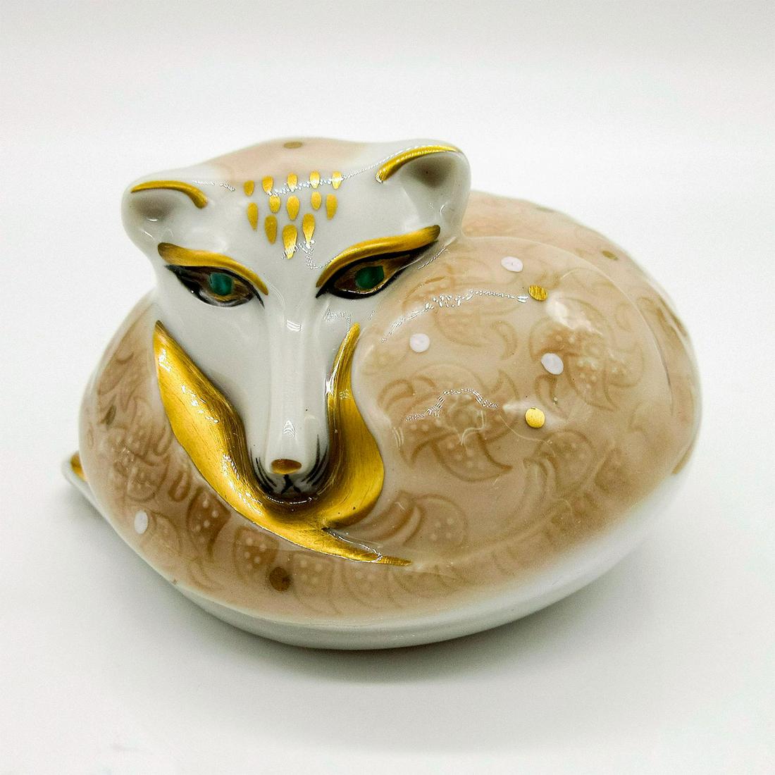 Brown and Gold Curled Fox - Royal Doulton Figurine (1 of 3)