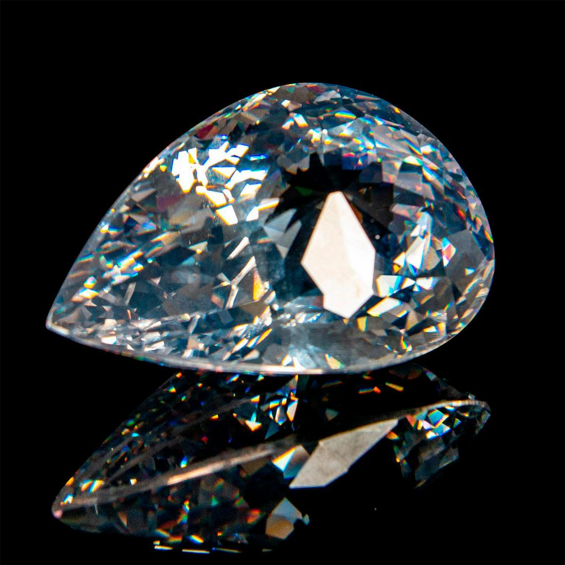 Pear Cut Simulated Diamond Stone (1 of 7)