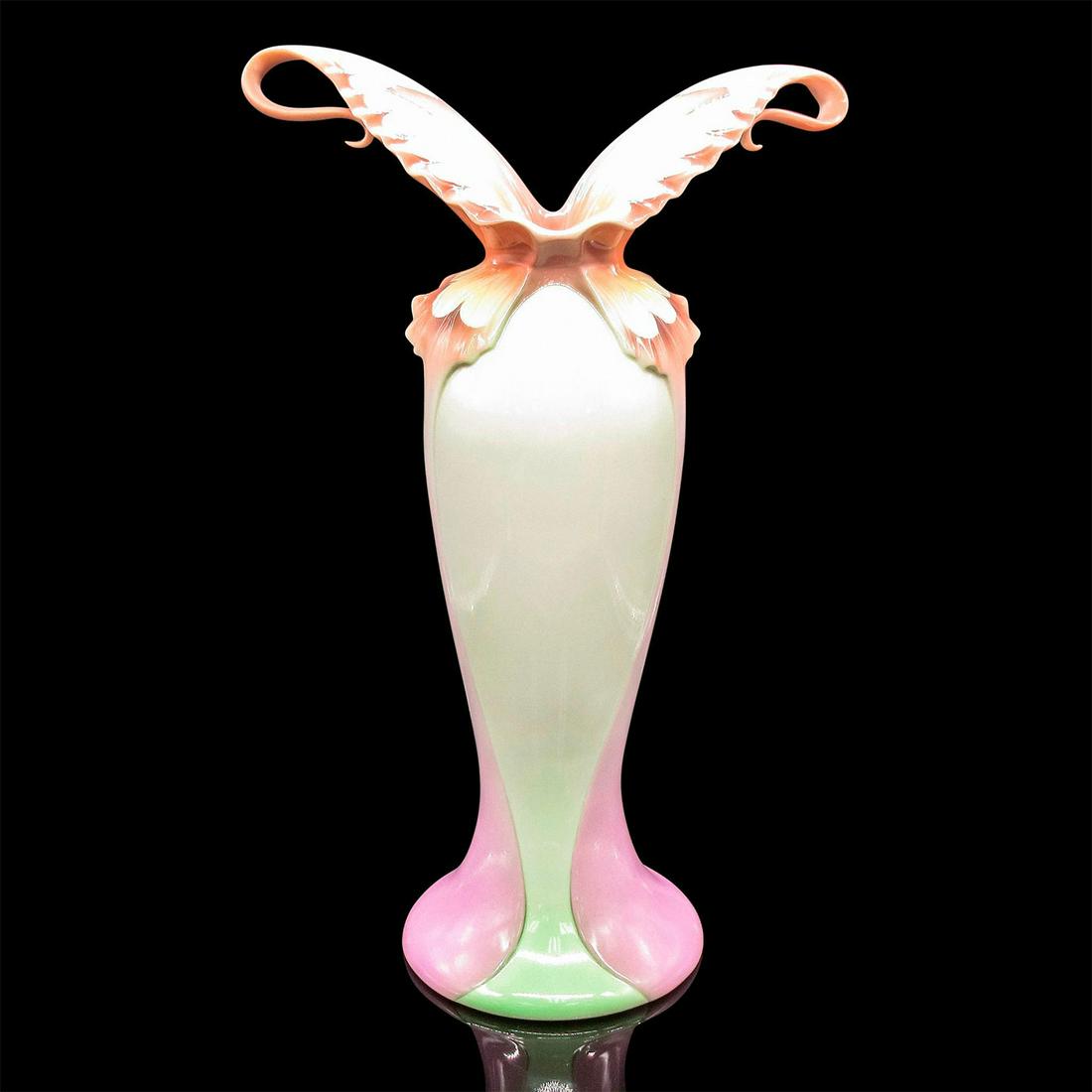 Franz Vase, Papillon Butterfly Spread Wings XP1692 (1 of 7)