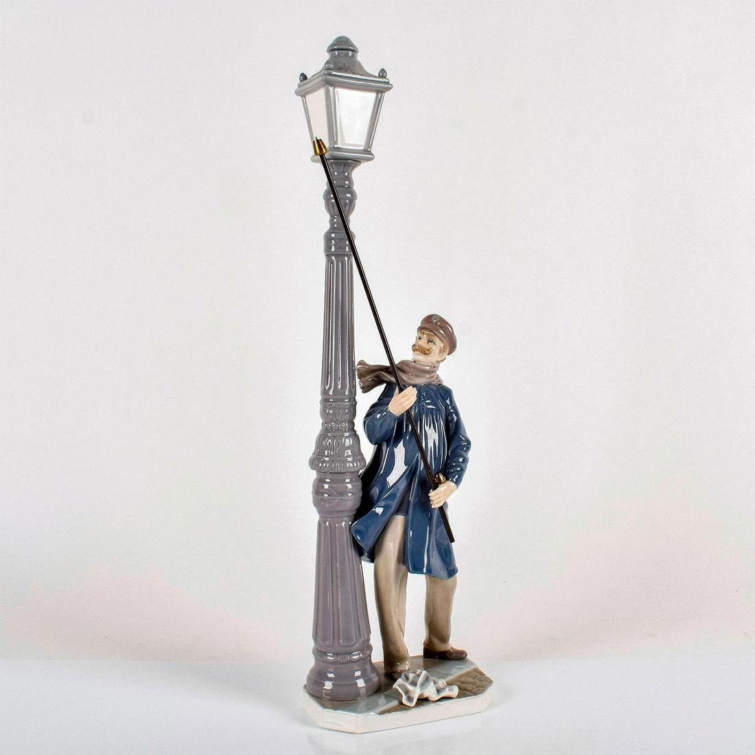 Lamplighter 1005205 - Lladro Porcelain Figurine (1 of 5)