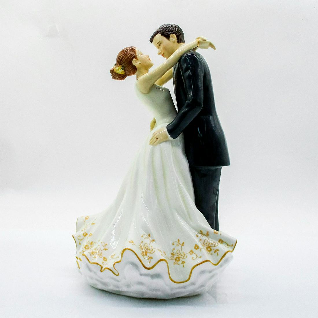 Forever HN5647 - Royal Doulton Figurine (1 of 5)