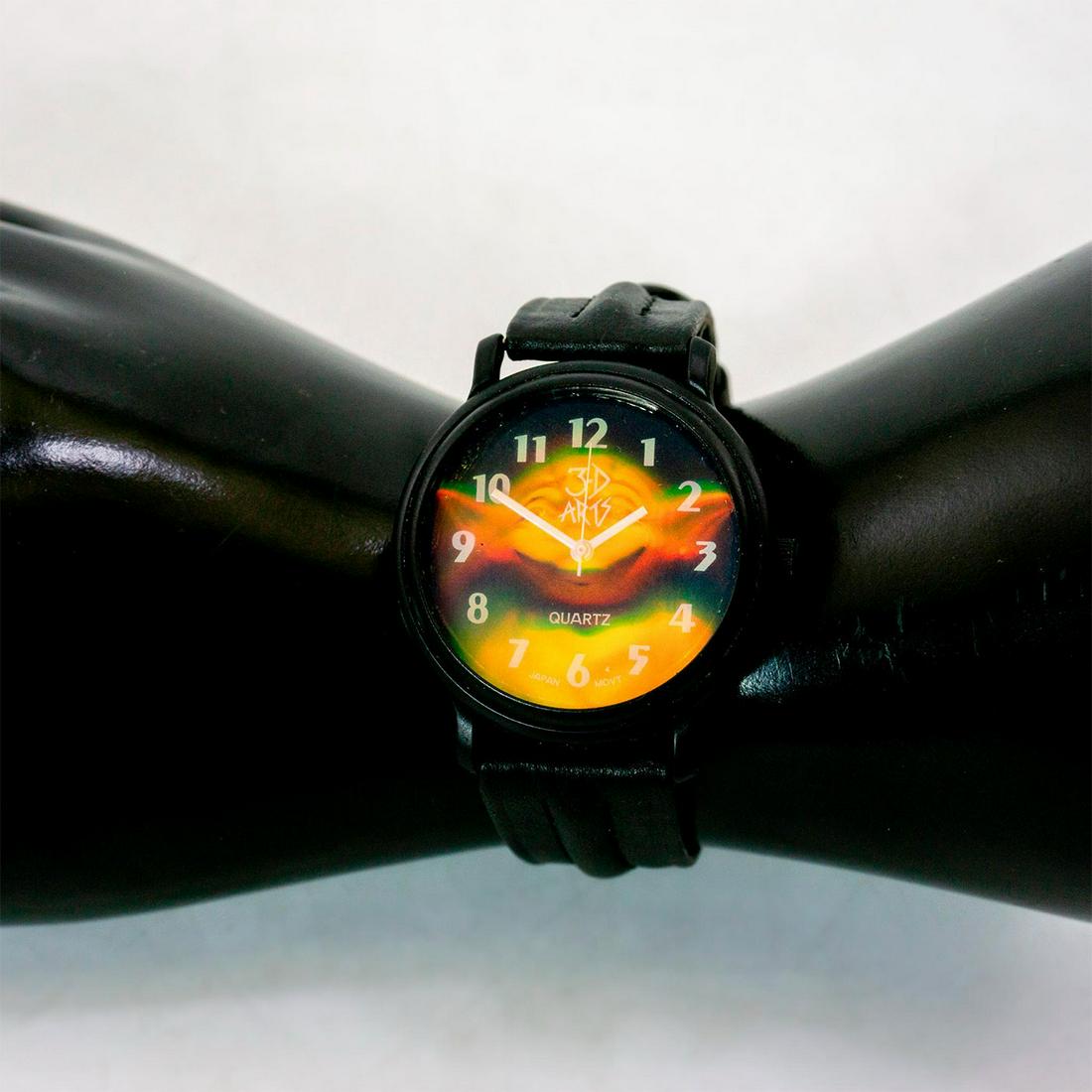 Vintage 3-D Arts Star Wars Holographic Watch, Yoda (1 of 3)