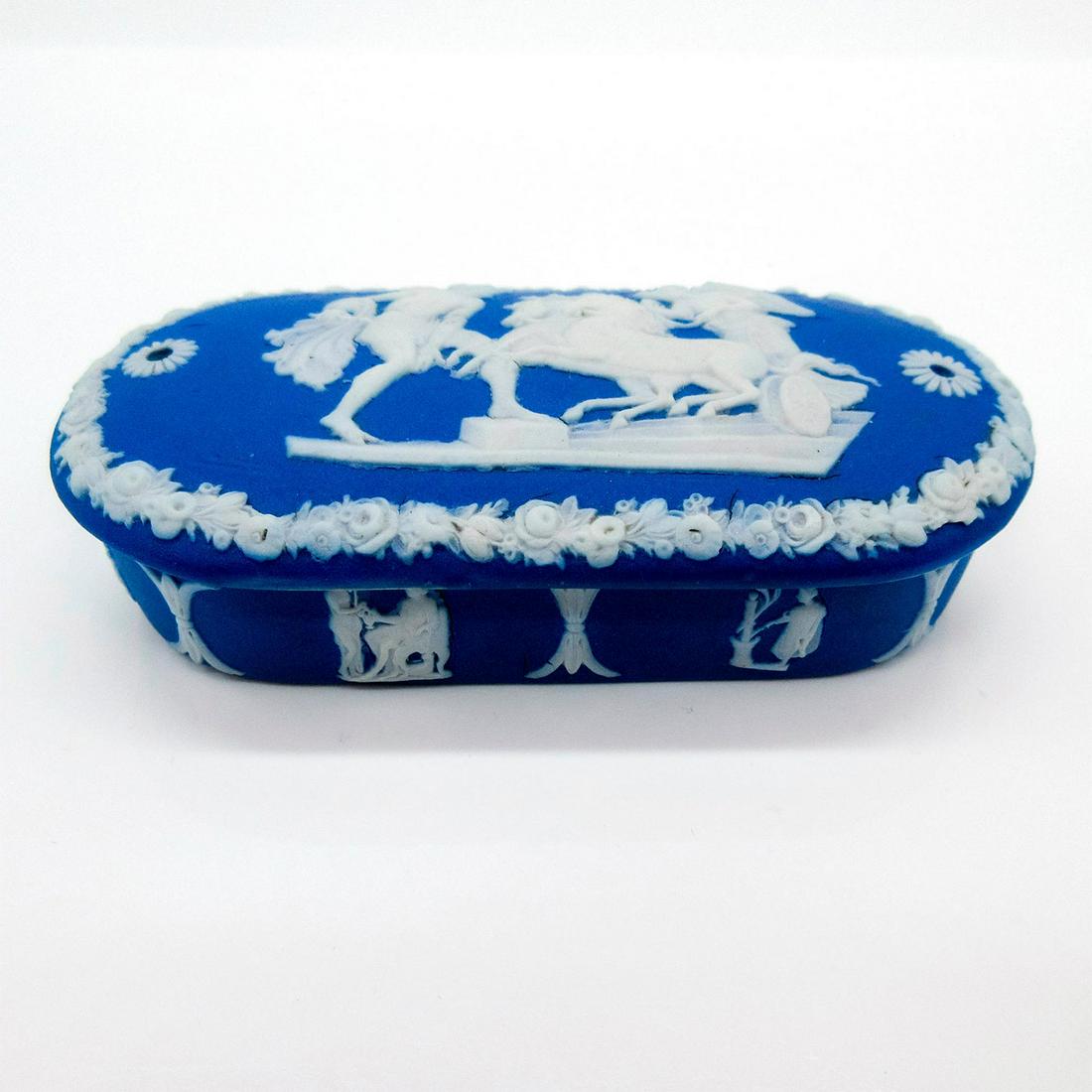 Wedgwood Jasperware Dip Match Hold Box with Lid: Matte ceramic squircle box. Cream color 'Ulysses Staying the Chariot of Victory' reliefs on cobalt blue Jasperware dip. Wedgwood backstamp. #Wedgwood #JasperwareDip Issued: 19th c. Dimensions: