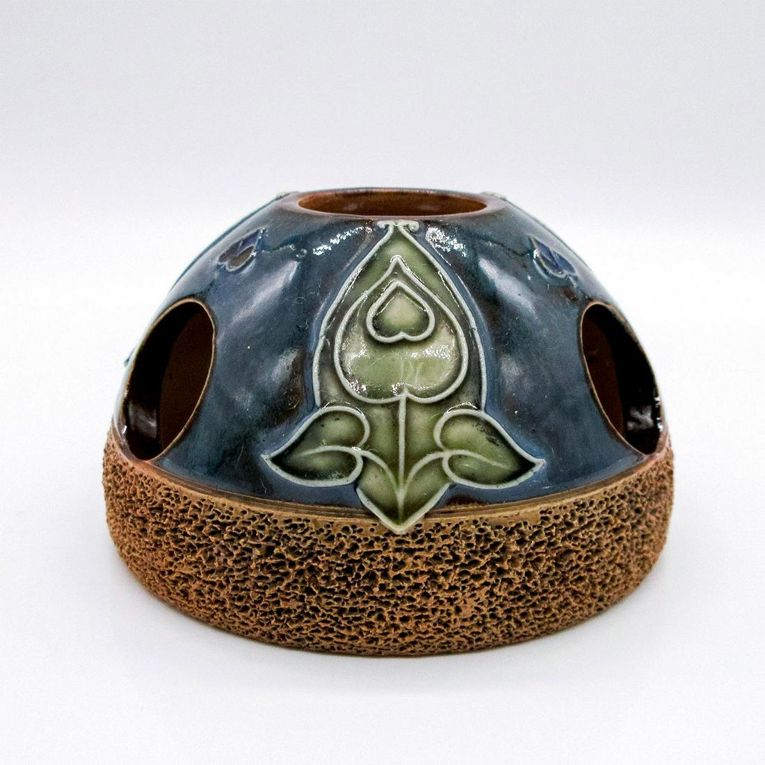 Antique Royal Doulton Lambeth Art Nouveau Match Striker (1 of 3)