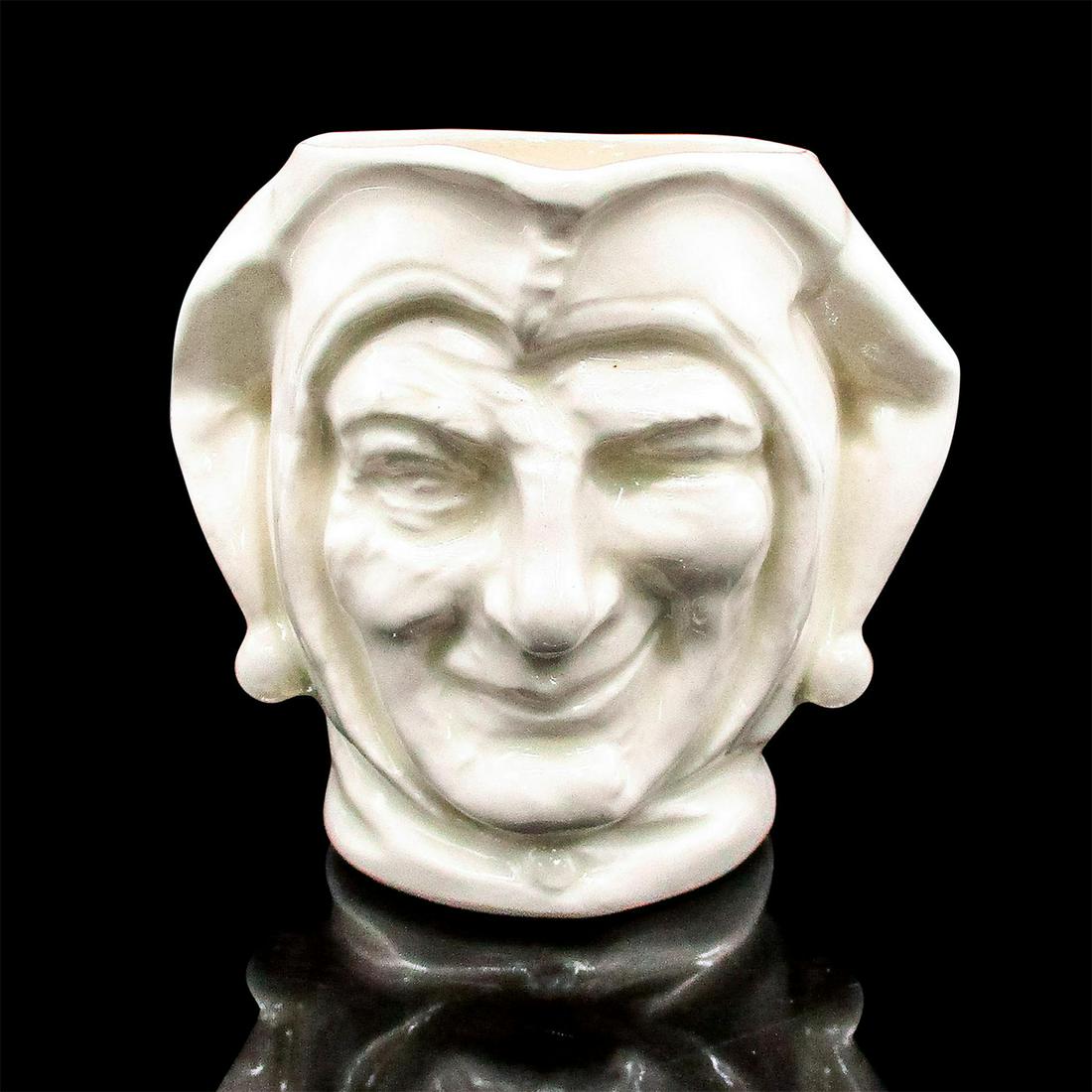 Jester D5556 - Small - Royal Doulton Character Jug (1 of 6)