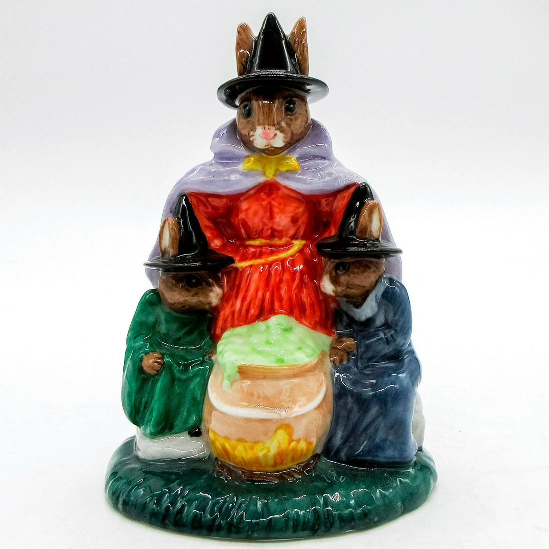 Witches Cauldron DB293 - Royal Doulton Bunnykins (1 of 5)