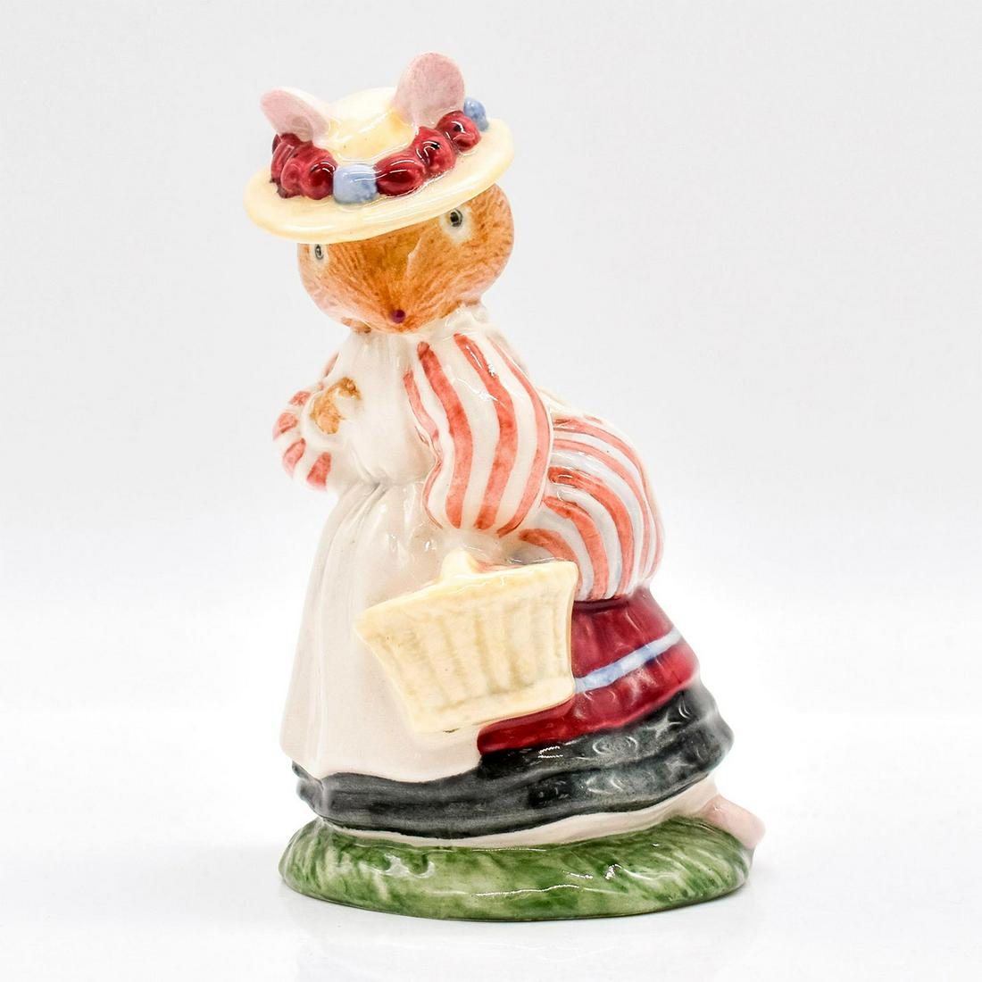 Lady Woodmouse DBH5 - Brambly Hedge Royal Doulton Figurine: Style One. Red and white striped dress, white apron. Royal Doulton backstamp. #royaldoulton #bramblyhedge Artist: Harry Sales; David Lyttleton Issued: 1983 - 1997 Dimensions: 3.25"H Manufacturer: Roya