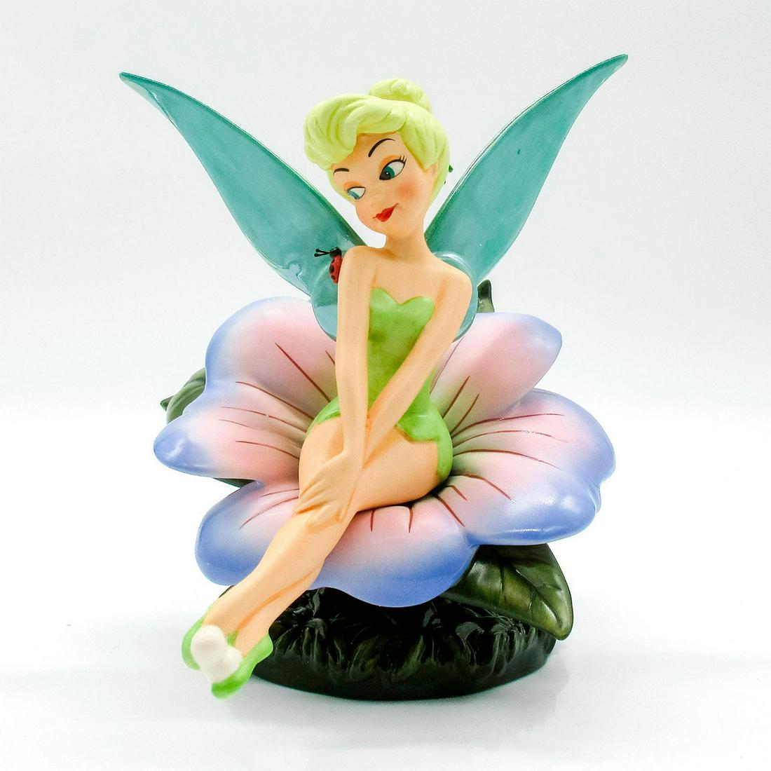 Enchanting Encounter - Walt Disney Classics Figurine (1 of 8)