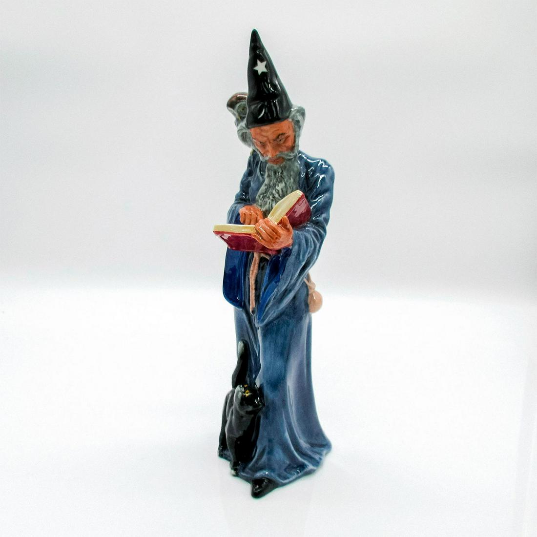 Wizard HN2877 - Royal Doulton Figurine (1 of 5)