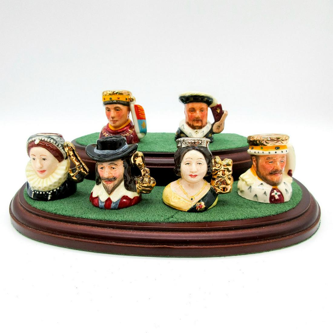 Kings and Queens of the Realm - Tiny - Royal Doulton Character Jug (1 of 20)