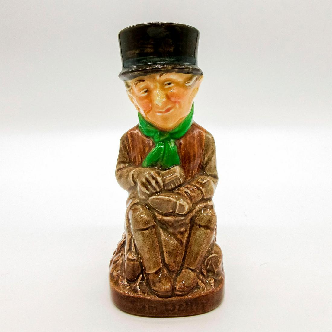 Sam Weller D6265 - Royal Doulton Toby Jug: Browns coloration.