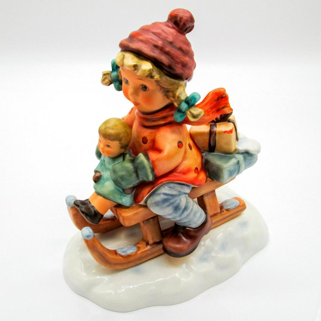 Goebel Hummel Figurine, Christmas Delivery (1 of 14)