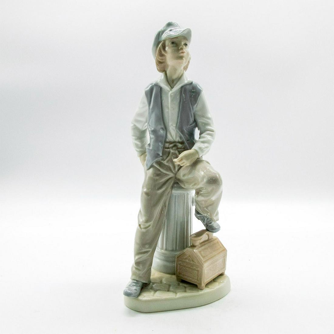 Nao by Lladro Figurine Shoeshine Boy (1 of 5)
