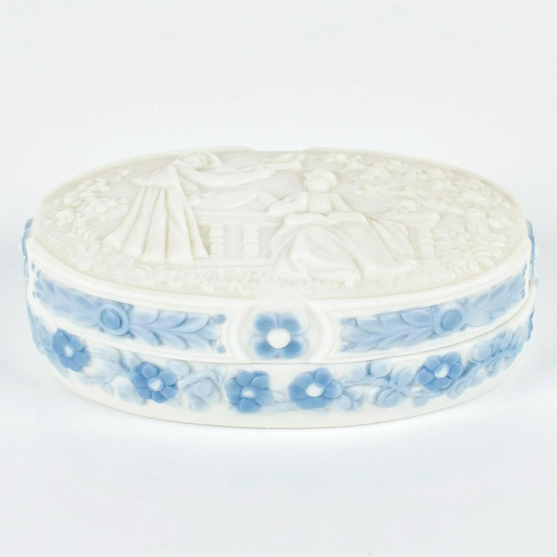Oval Box 1015267 - Lladro Porcelain - Decorated (1 of 5)